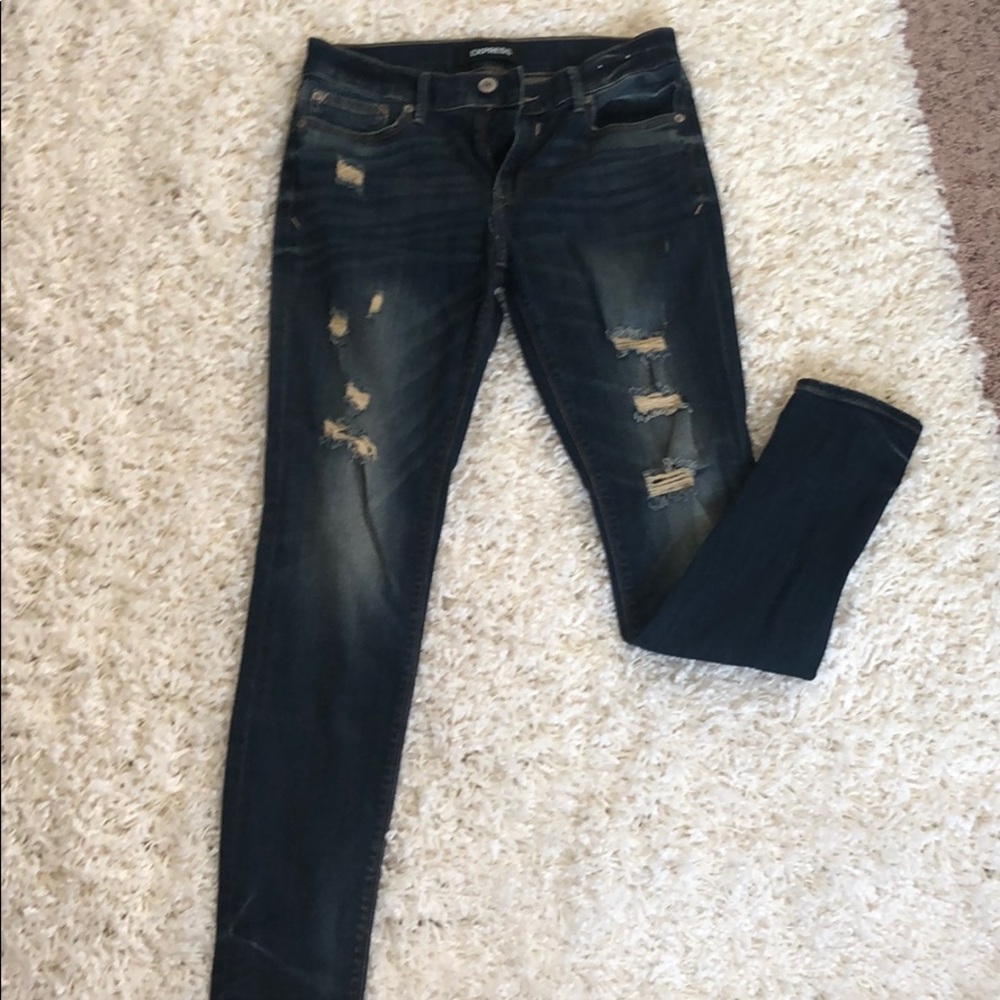 Express mid rise distressed skinny jean leggings!